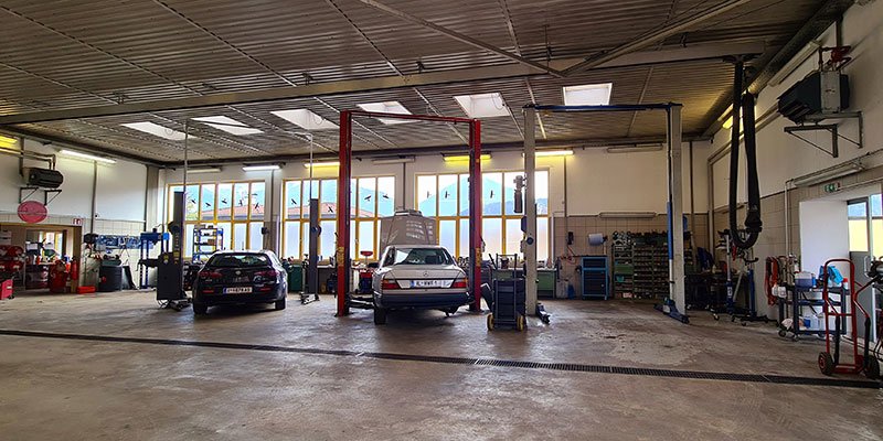 Serviceleistung Autowerkstatt 